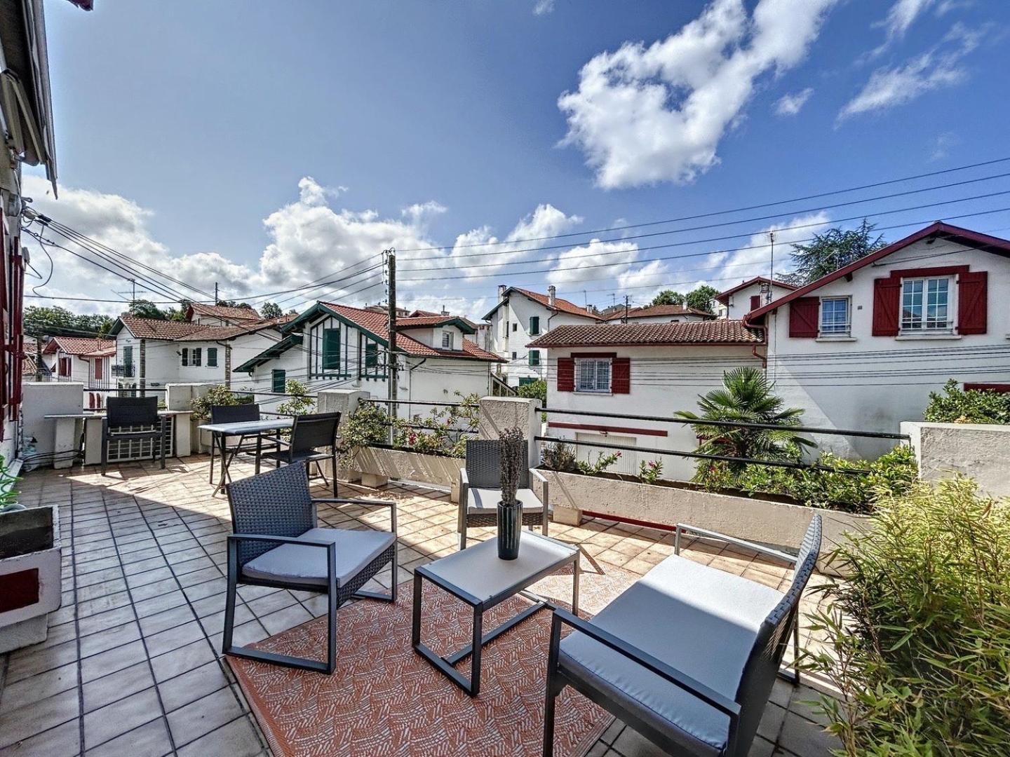 Appartement De Charme Erdizka Classe 3 Etoiles บาย็อนน์ ภายนอก รูปภาพ